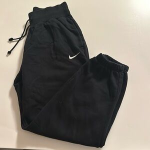 Nike phoenix fleece high waisted joggers